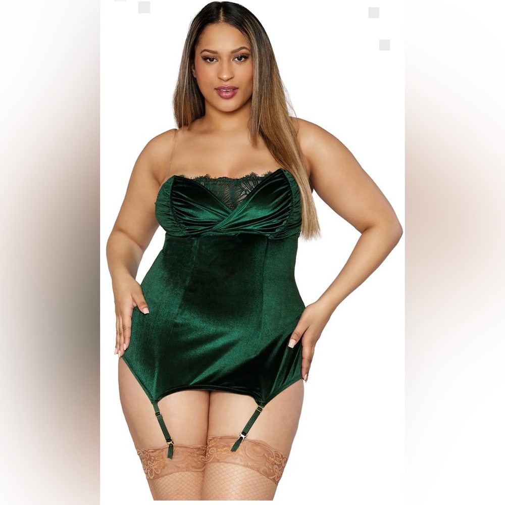 NWT Plus Size Green Velvet Lingerie